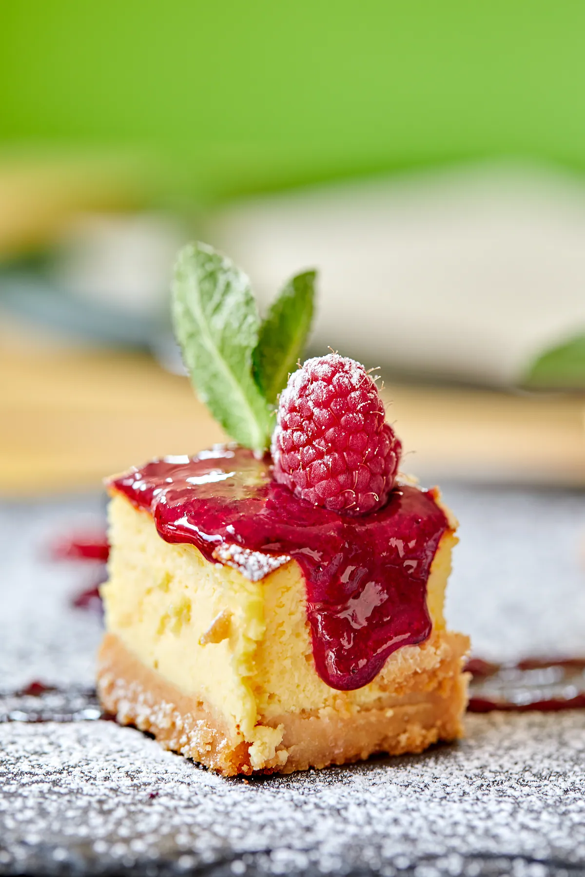 Cheesecake ai frutti di bosco con lampone